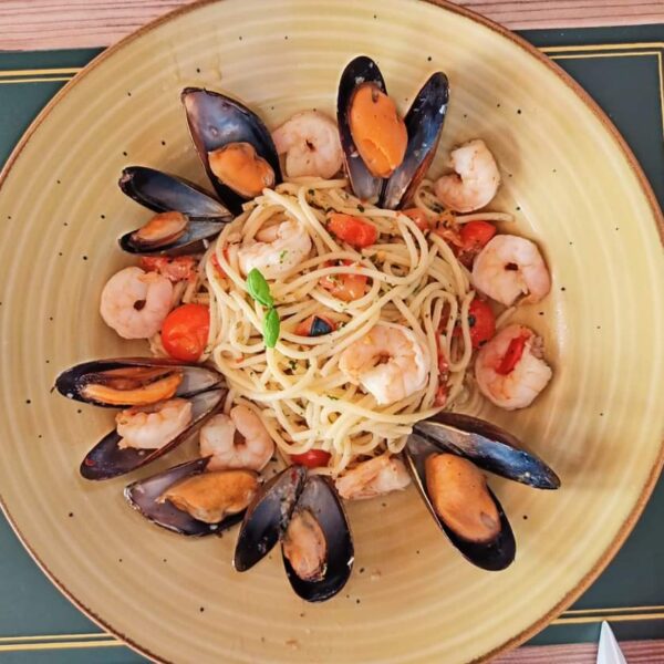 SPAGHETE FRUCTE DE MARE